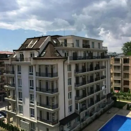 Modern & Fully Equipped Apartment- Stylish Comfort Appartement