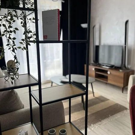 Modern & Fully Equipped Apartment- Stylish Comfort Apartment *