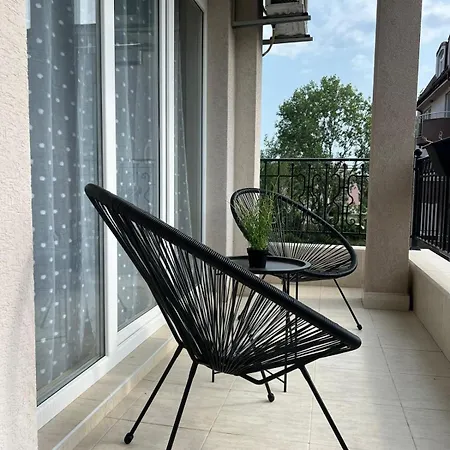 Modern & Fully Equipped Apartment- Stylish Comfort * Slantschew brjag