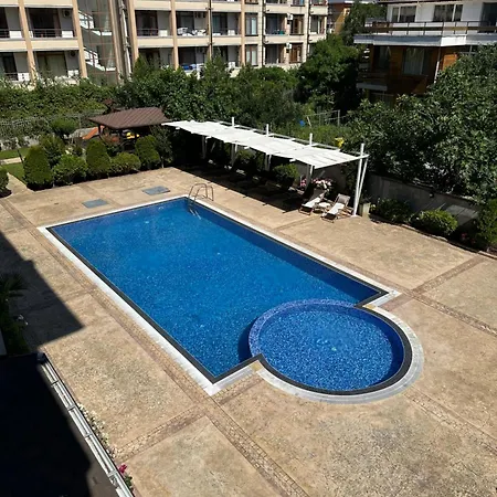 Apartment Modern & Fully Equipped Apartment- Stylish Comfort Slantschew brjag